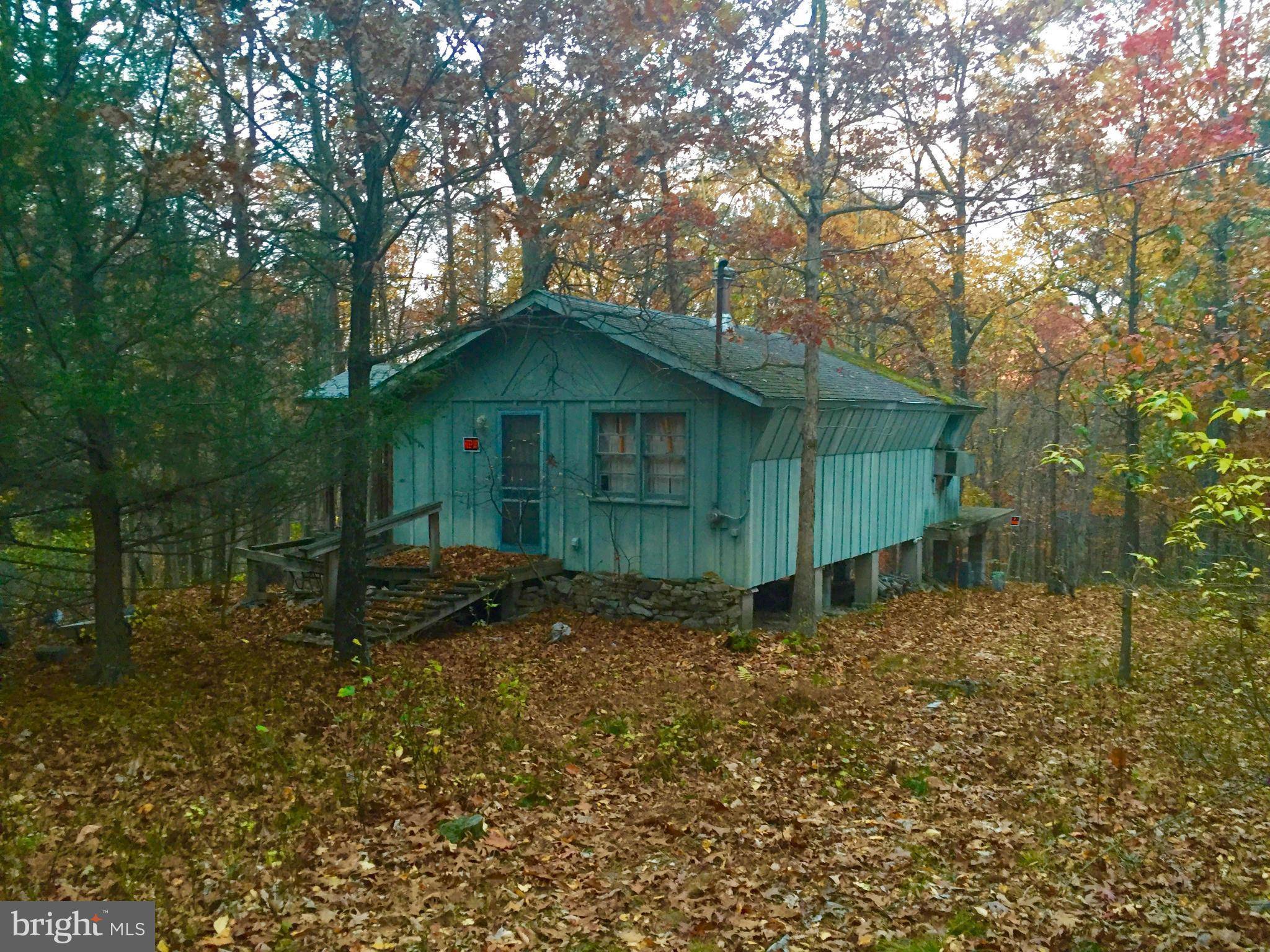 Berkeley Springs, WV 25411,6532 TIMBER RIDGE RD