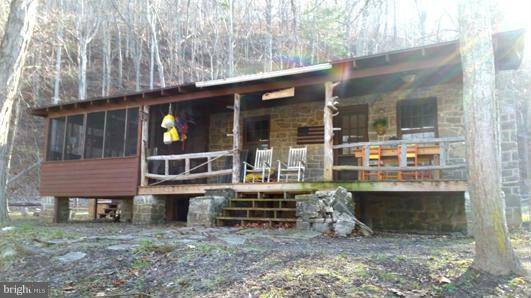 Great Cacapon, WV 25422,550 HUNTERS CAMP DRIVE