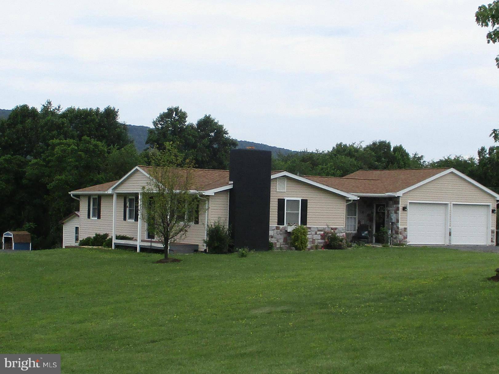 Berkeley Springs, WV 25411,149 APPLE ORCHARD CIR