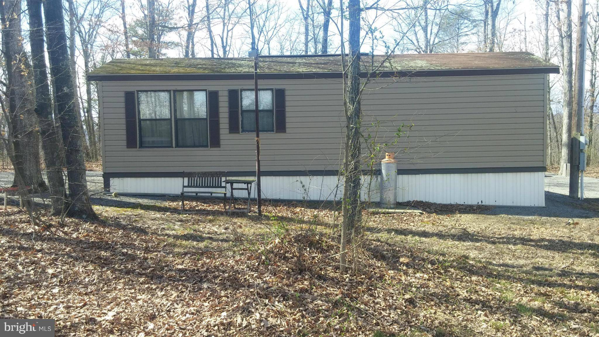 Berkeley Springs, WV 25411,2453 CACAPON RD W