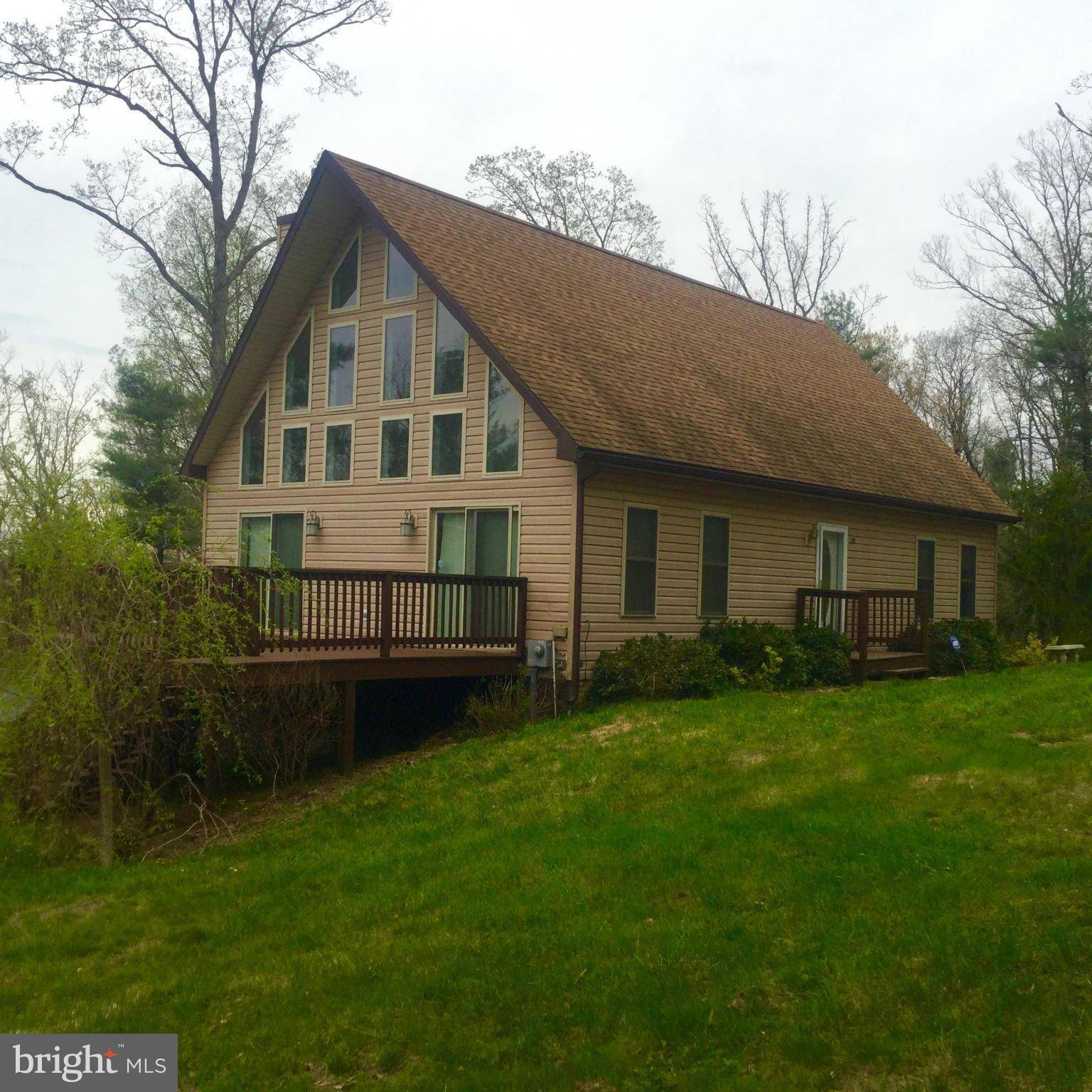 Hedgesville, WV 25427,386 CHESTNUT OAK LN