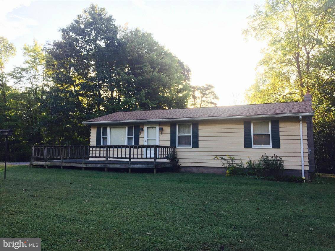 Great Cacapon, WV 25422,4 GLOYD LN