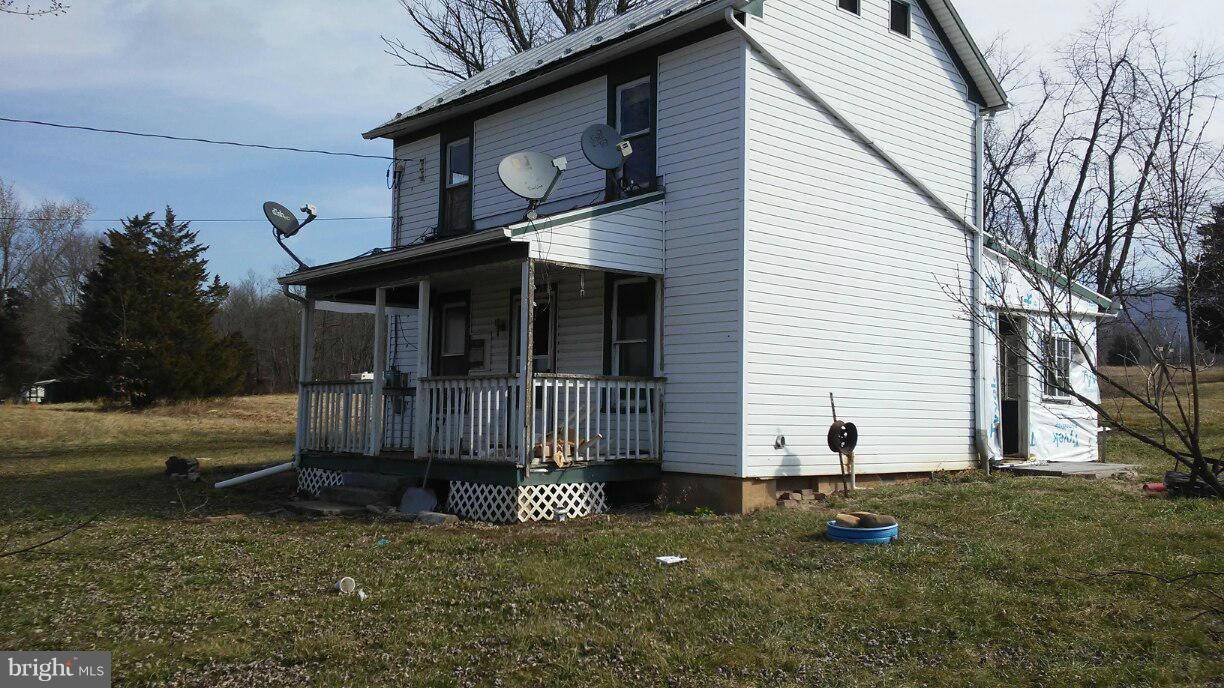 Great Cacapon, WV 25422,12 CYANNA LN