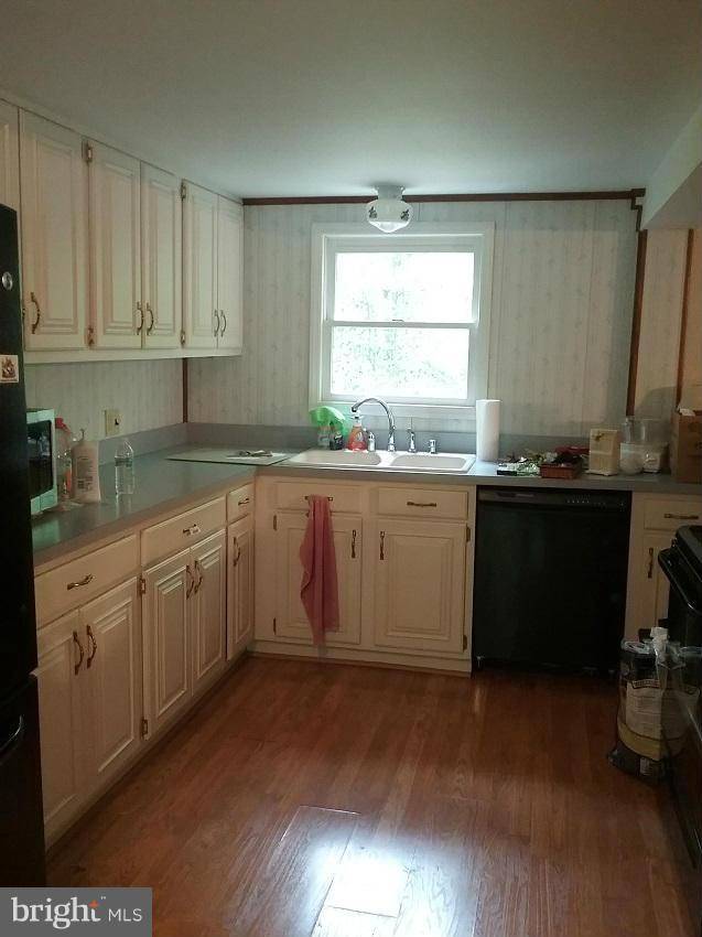 Great Cacapon, WV 25422,531 BEARS LOPE LN