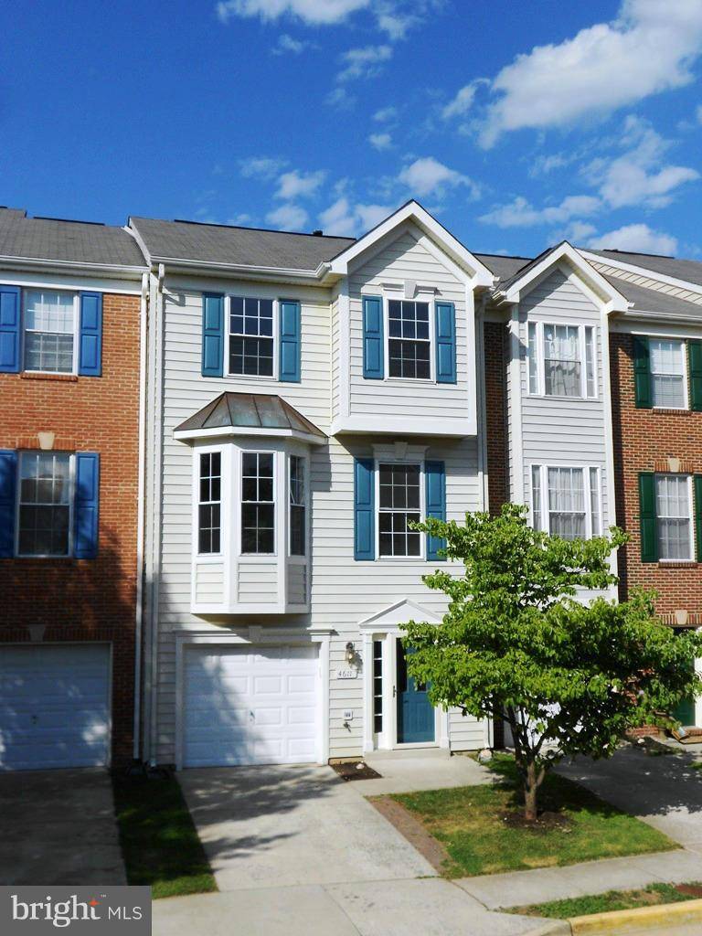 Chantilly, VA 20151,4611 DEERWATCH DR