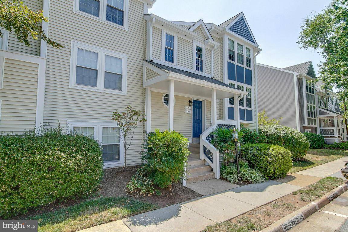 Fairfax, VA 22033,12916-B GRAYS POINTE RD W #B