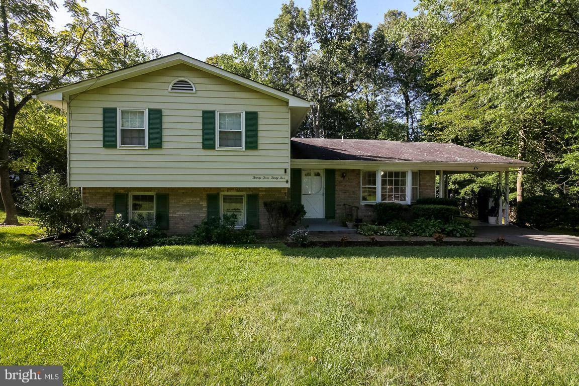 Vienna, VA 22182,2335 CEDAR LN