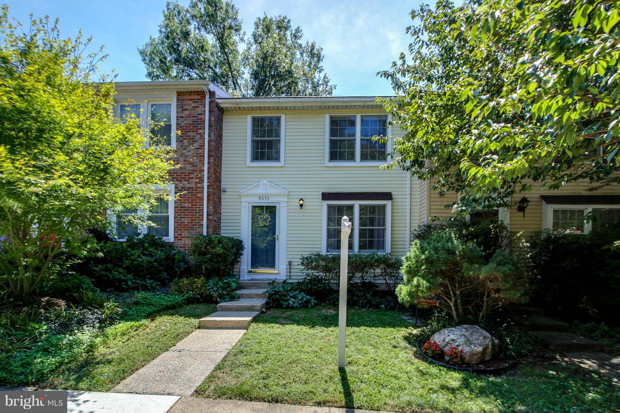 Springfield, VA 22153,8655 RISING CREEK CT