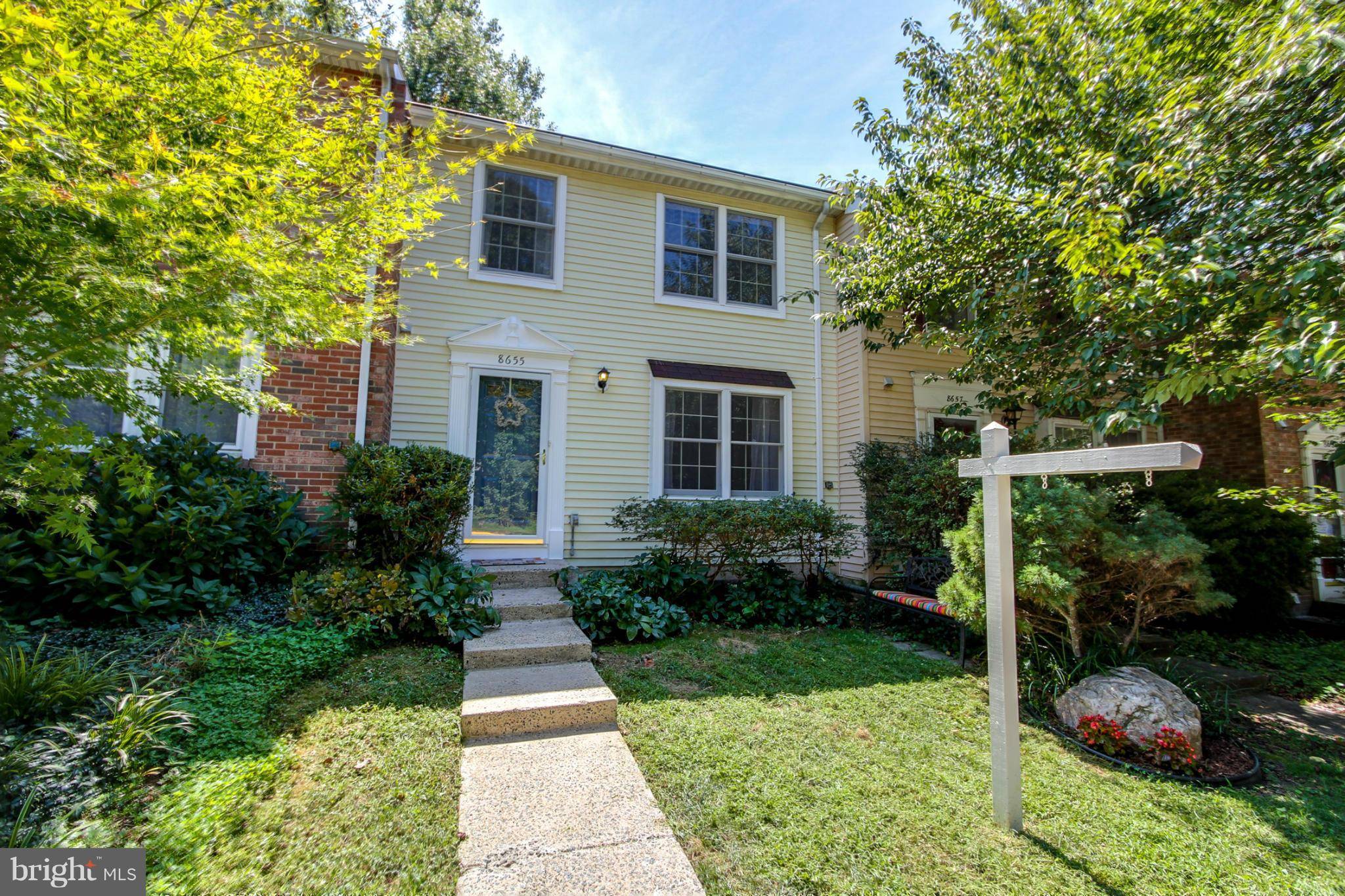 Springfield, VA 22153,8655 RISING CREEK CT