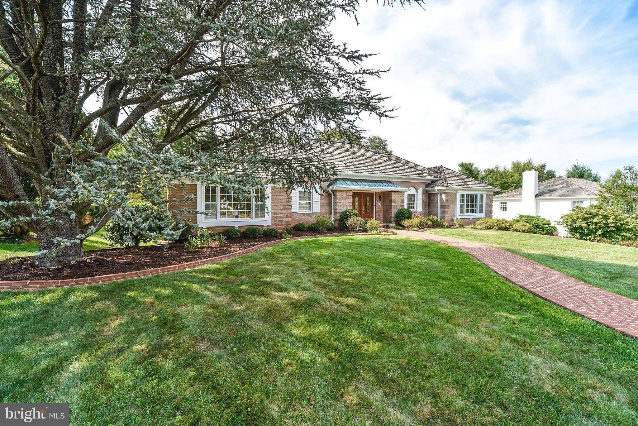 Mclean, VA 22101,1228 PERRY WILLIAM DR