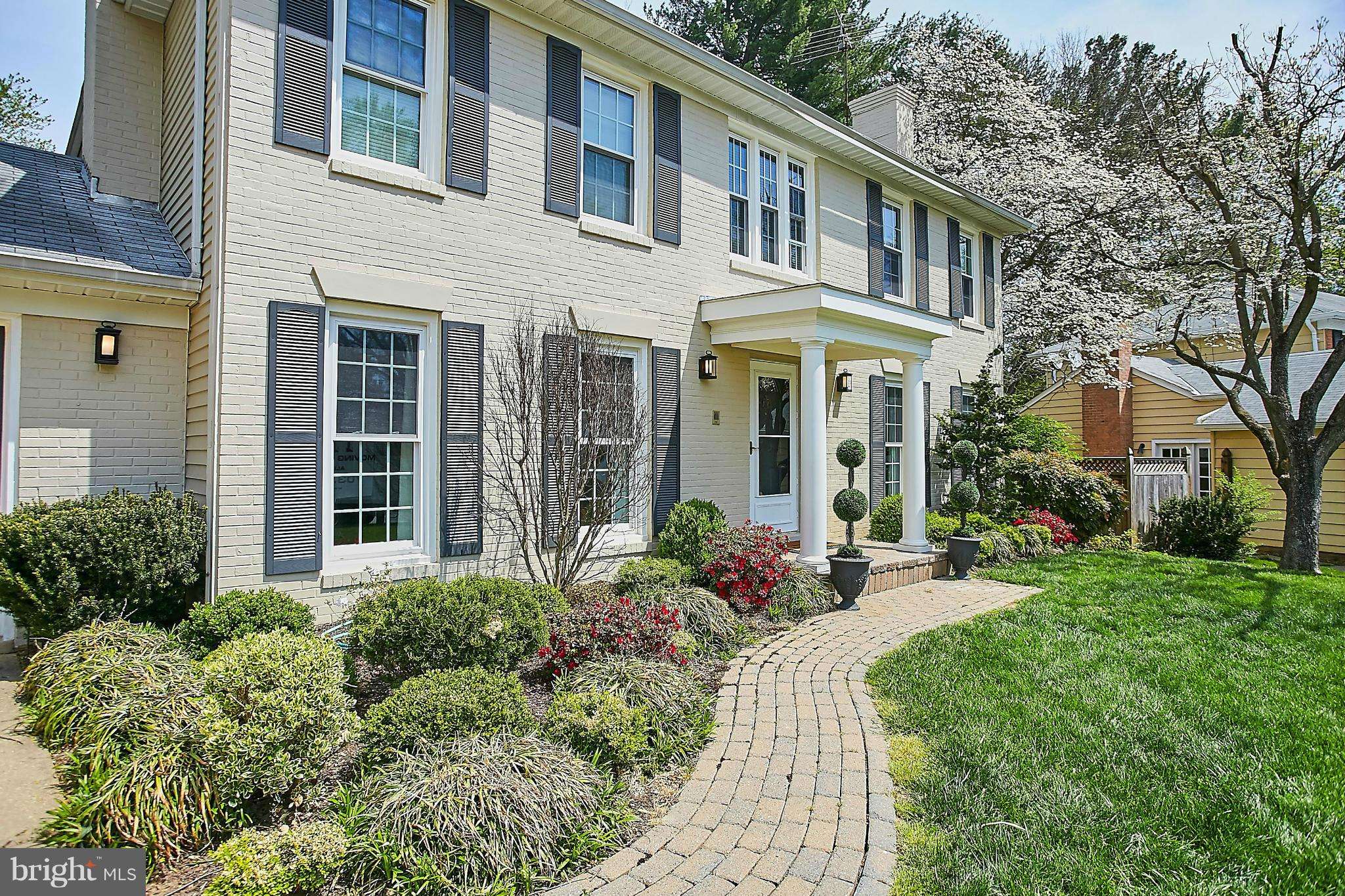 Mclean, VA 22101,1223 STONEHAM CT