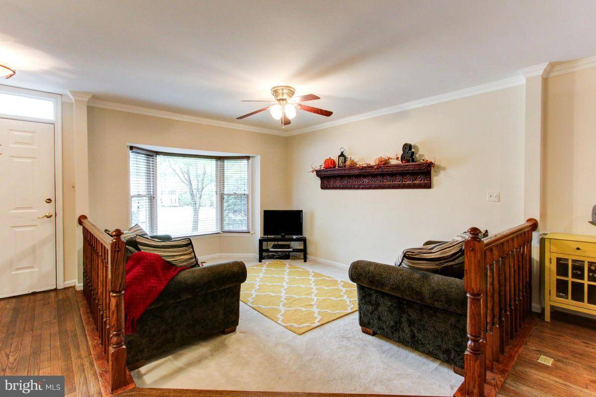 Alexandria, VA 22315,7238 LENSFIELD CT