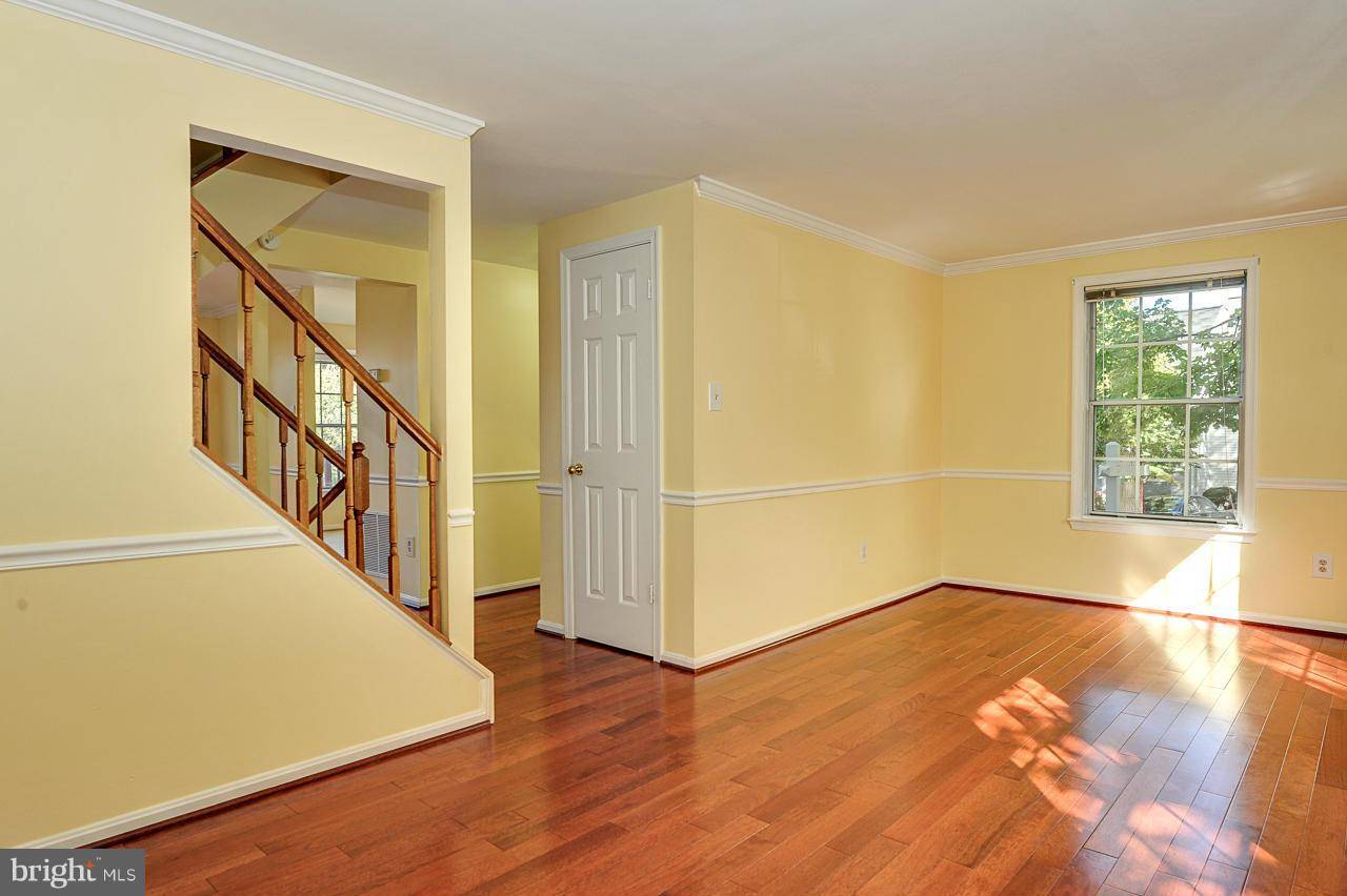 Alexandria, VA 22315,6627 BRIARLEIGH WAY