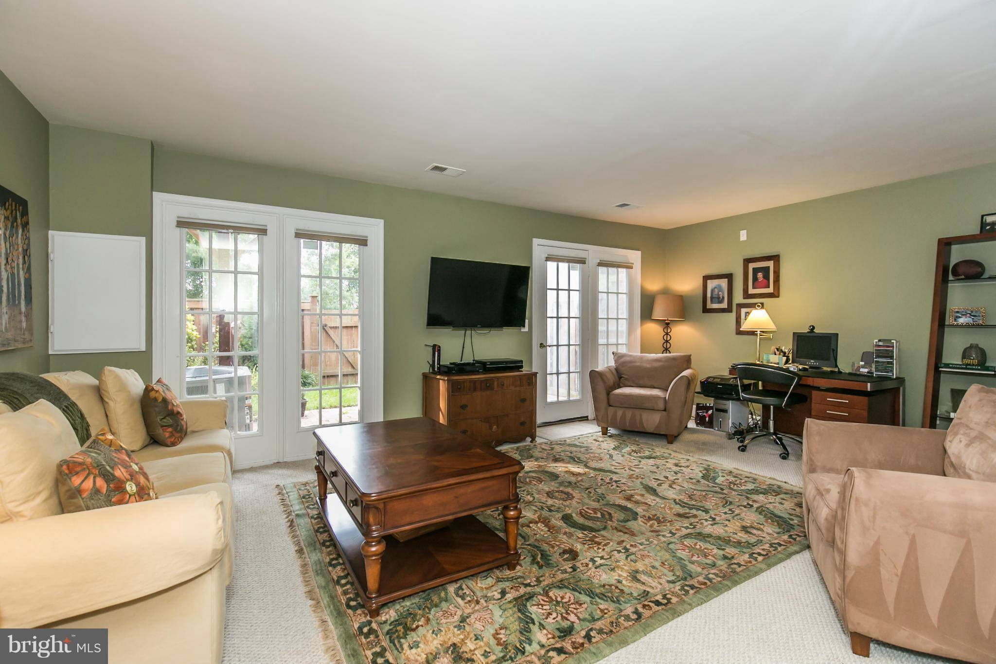 Vienna, VA 22182,8039 MERRY OAKS CT