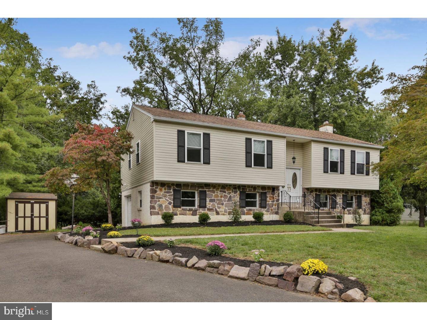 Glenside, PA 19038,724 VANCE DR