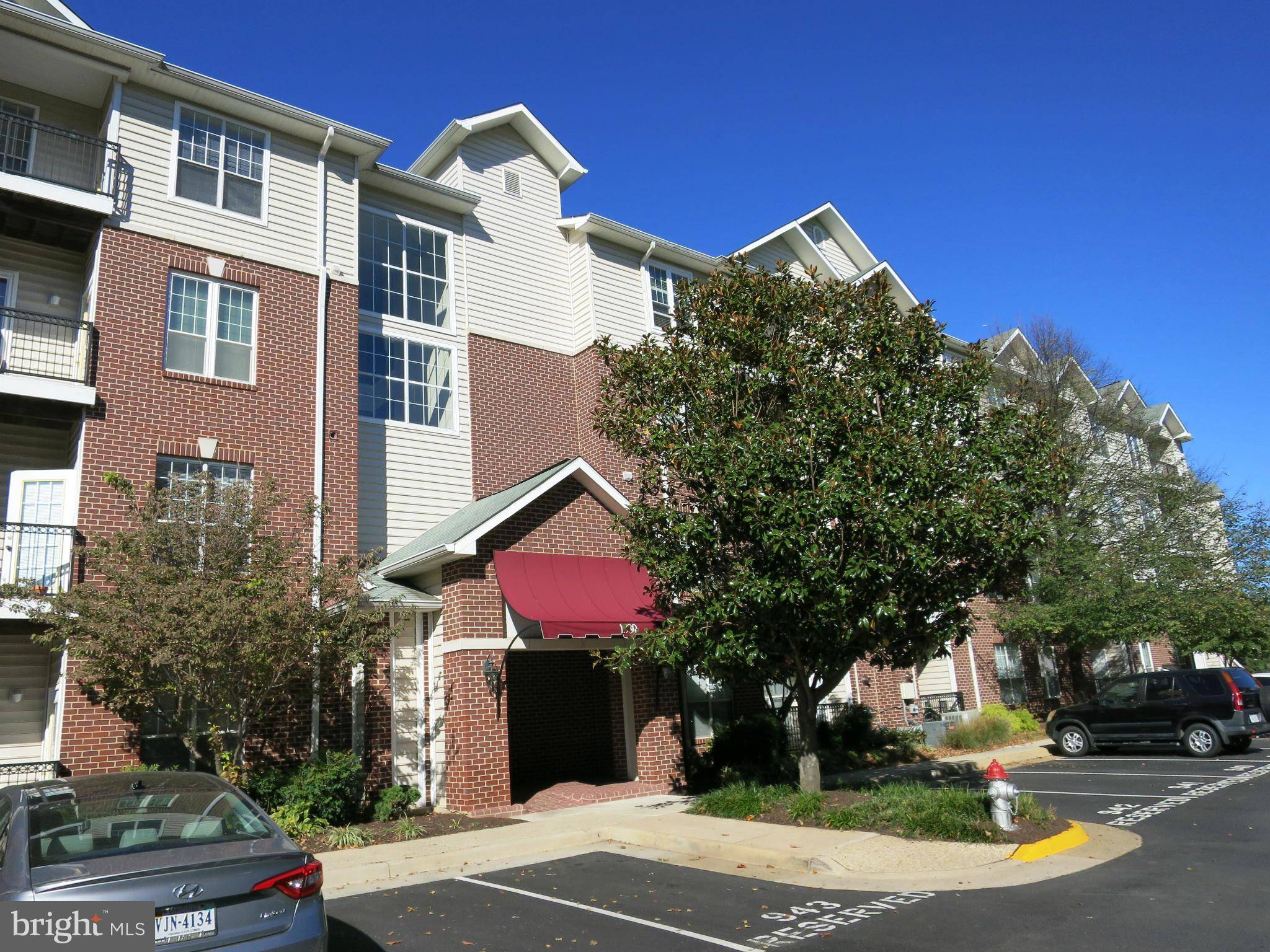 Mclean, VA 22102,1580 SPRING GATE DR #4316