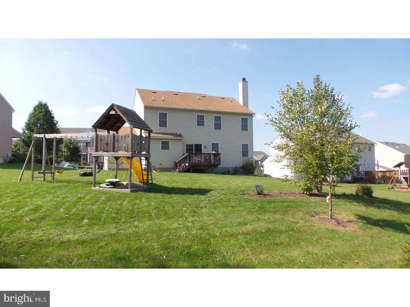 Royersford, PA 19468,11 GREEN MEADOW CT