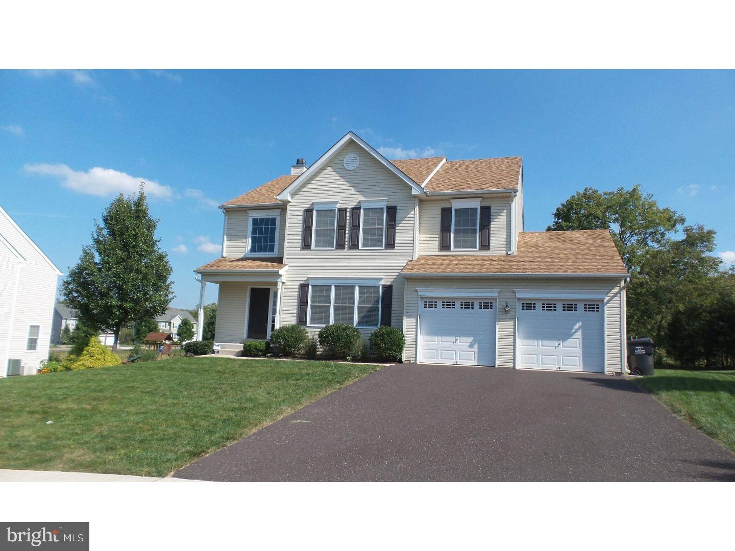 Royersford, PA 19468,11 GREEN MEADOW CT