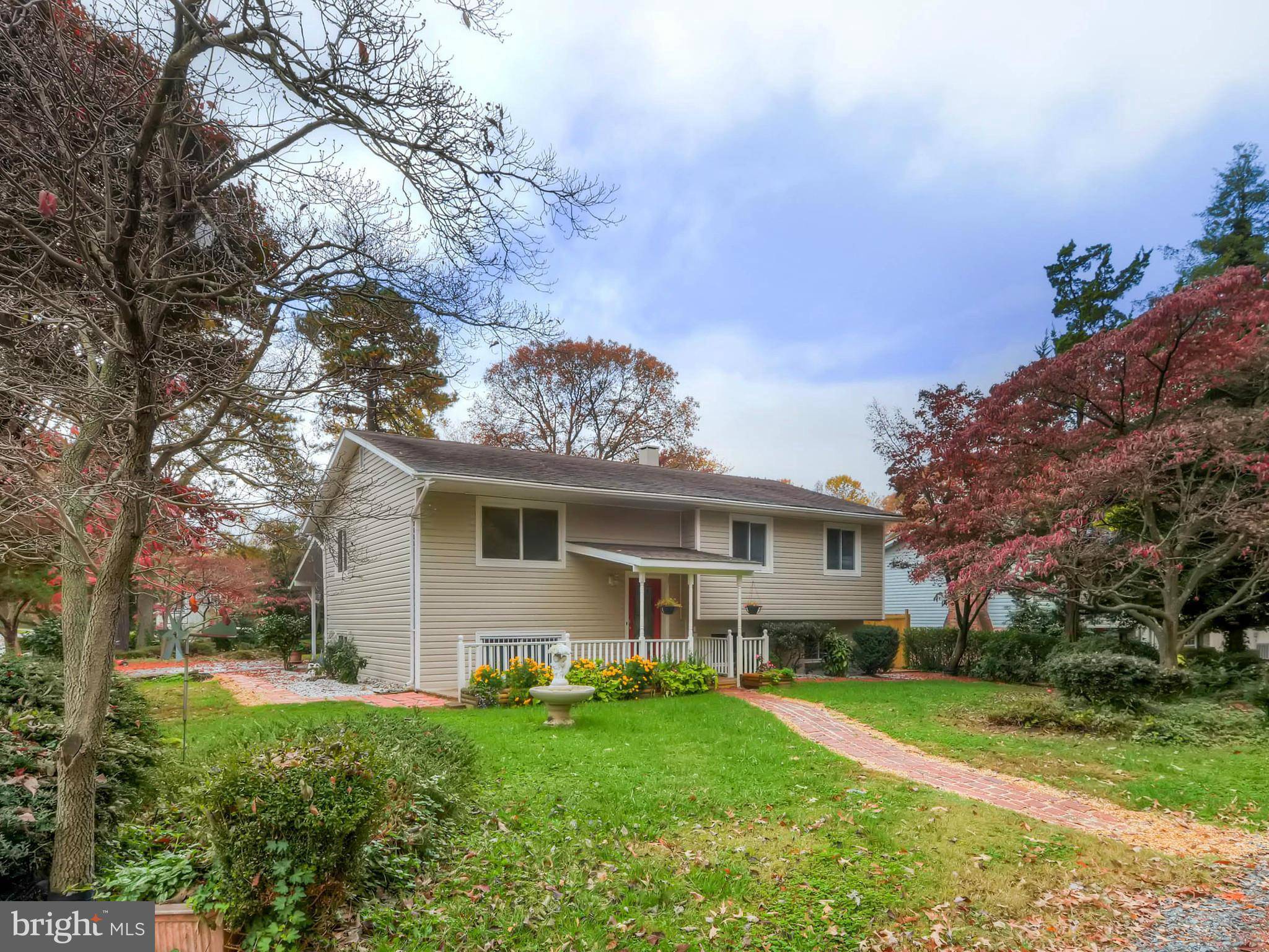 Severna Park, MD 21146,816 OAK GROVE CIR