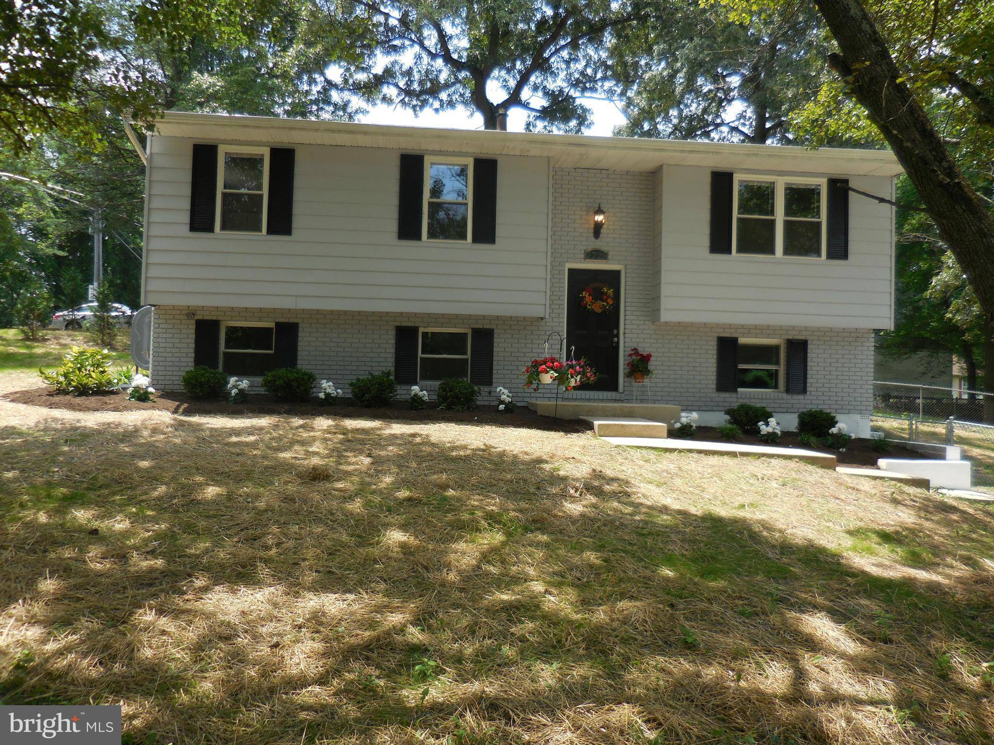 Pasadena, MD 21122,7728 PINE HAVEN DR