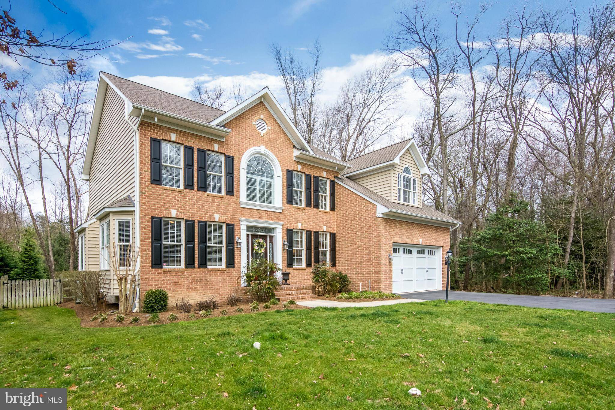 Severna Park, MD 21146,84 SIMMONS LN