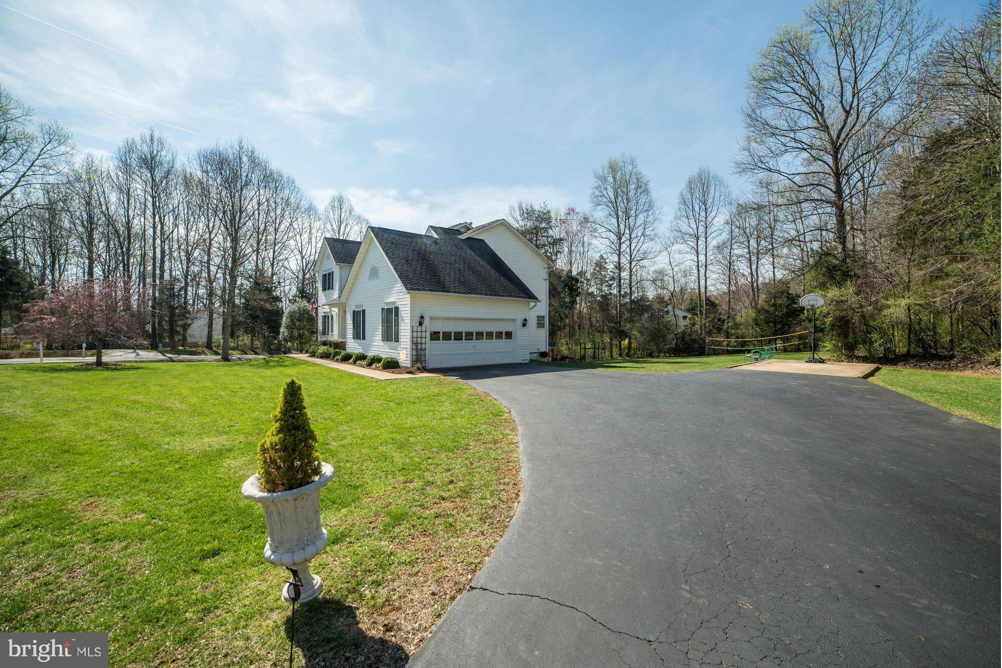 Warrenton, VA 20187,5227 ROBERT HUNT CT