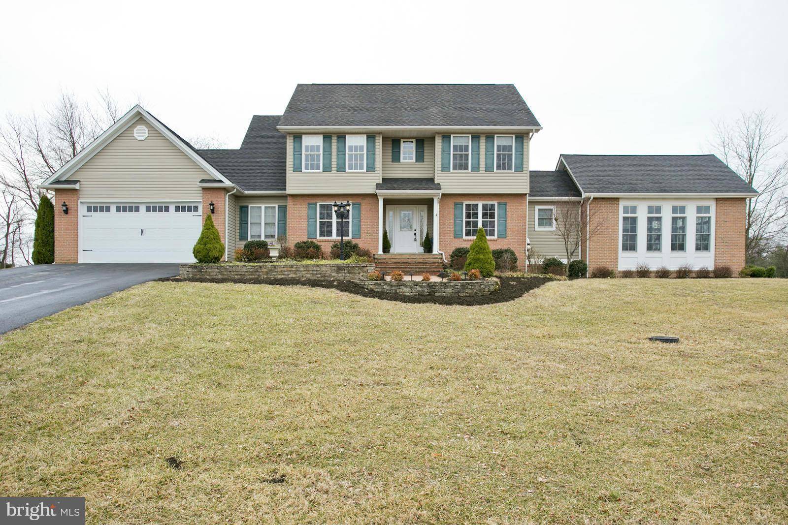 Stephens City, VA 22655,220 SERVICEBERRY CT