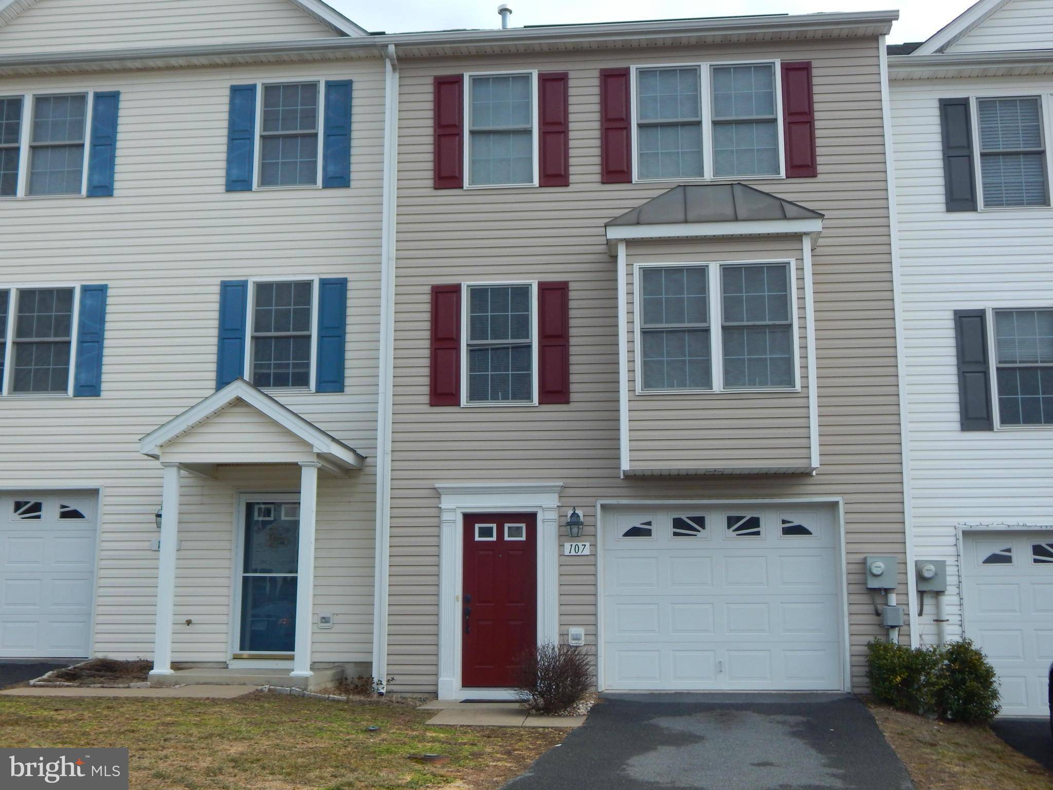 Winchester, VA 22602,107 SEABREEZE LN