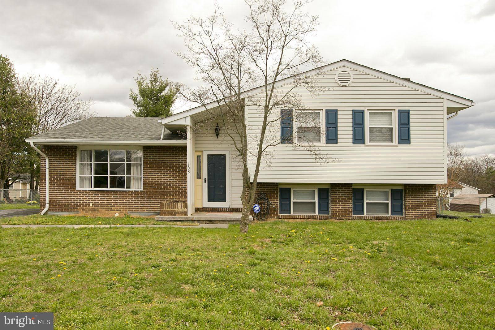 Winchester, VA 22602,108 CREST CIR