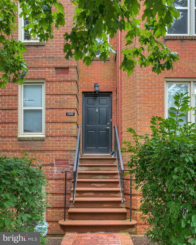 Washington, DC 20002,1491 A ST NE #1491