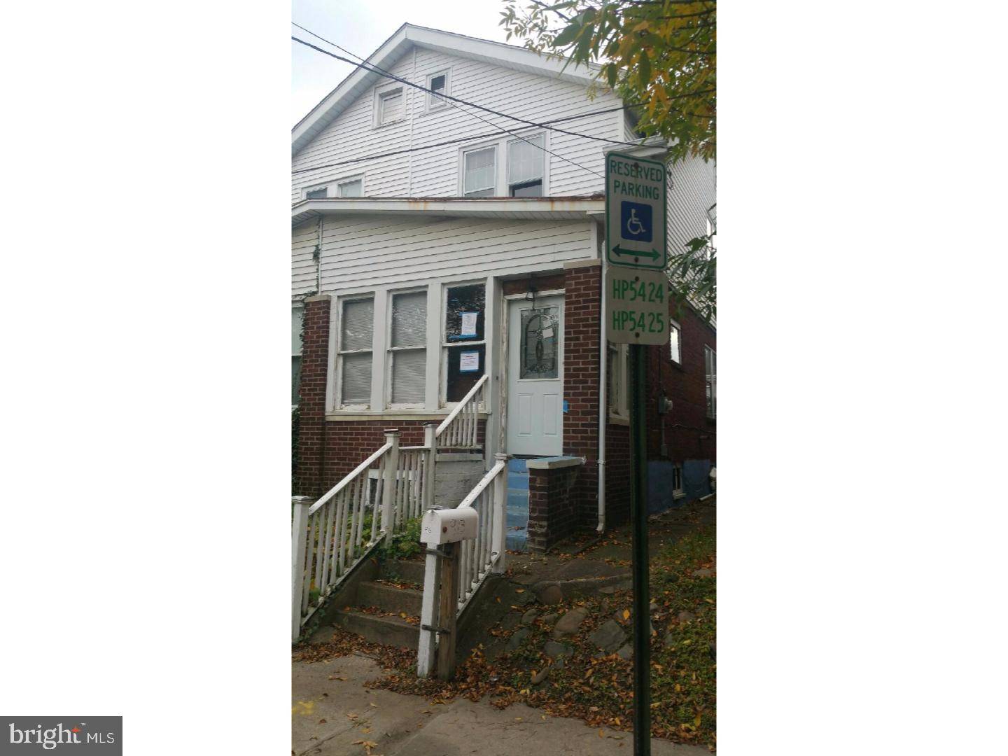 Trenton, NJ 08610,913 ADELINE ST