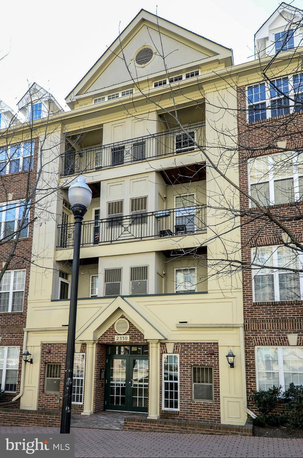 Arlington, VA 22201,2330 14TH ST N #206