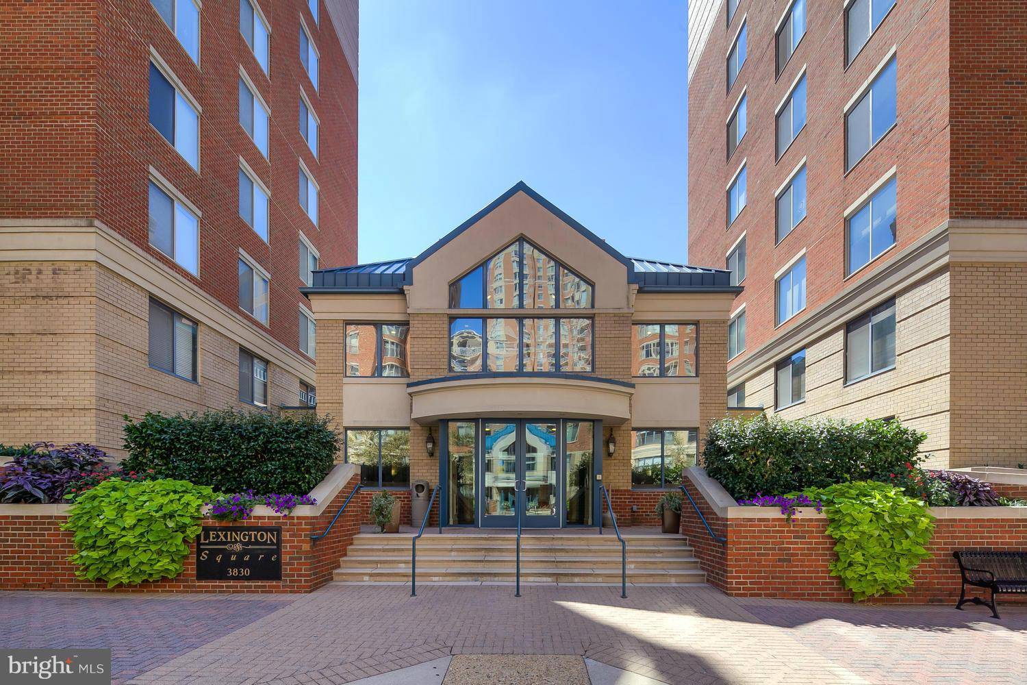 Arlington, VA 22203,3830 9TH ST N #410E