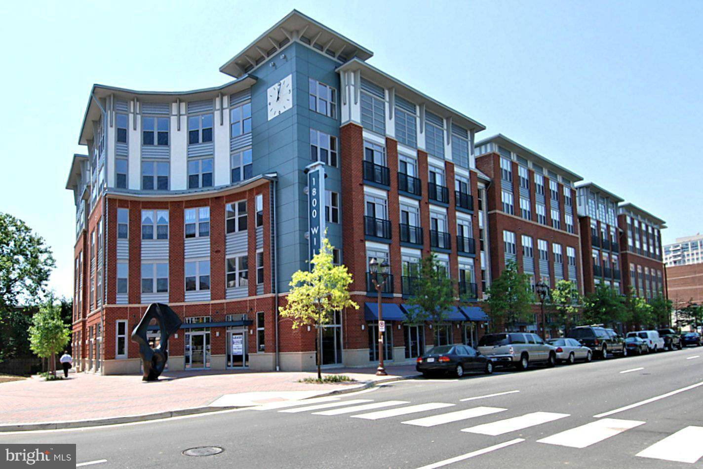 Arlington, VA 22201,1800 WILSON BLVD #222