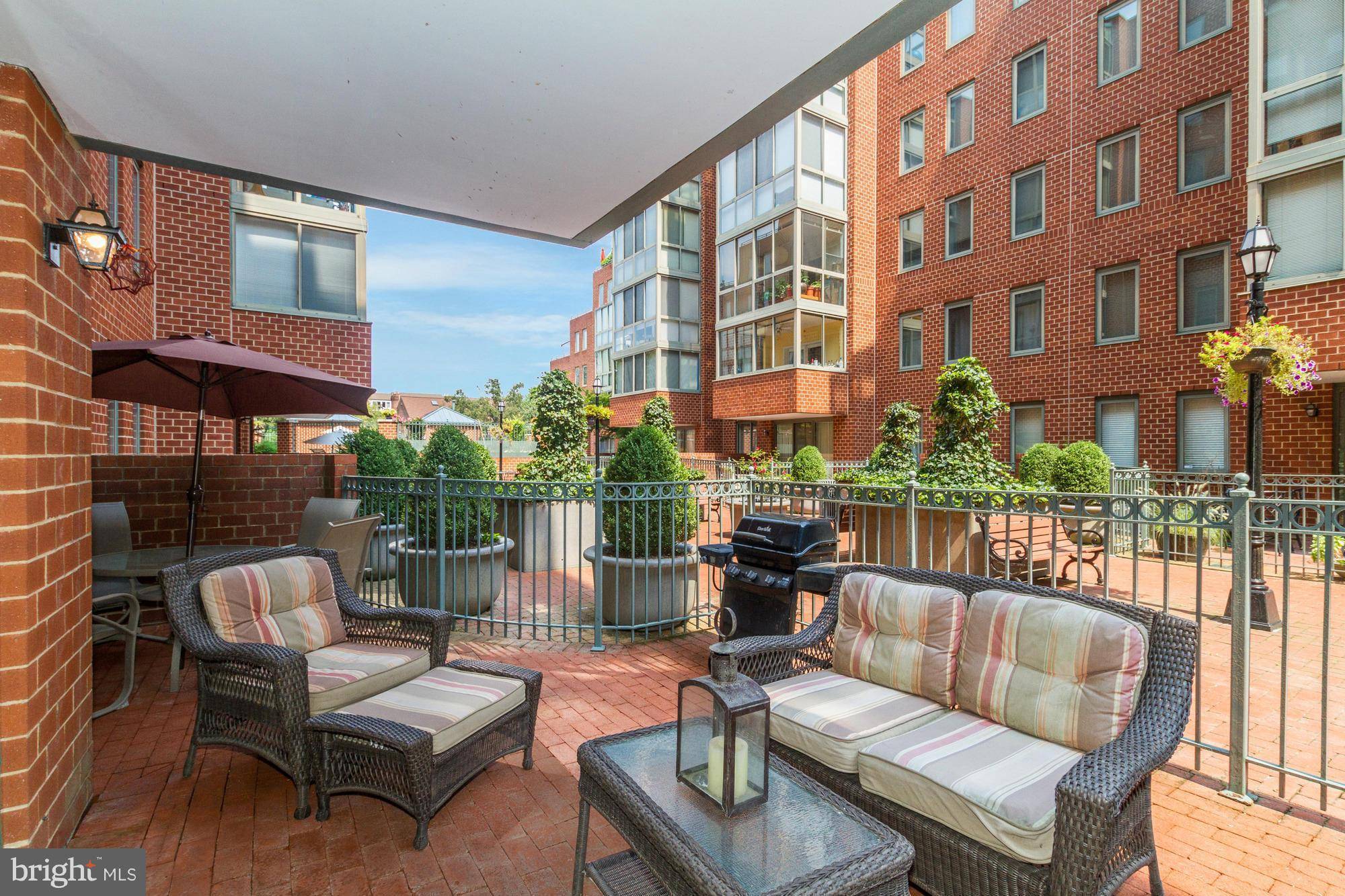 Arlington, VA 22201,1045 UTAH ST N #2-105