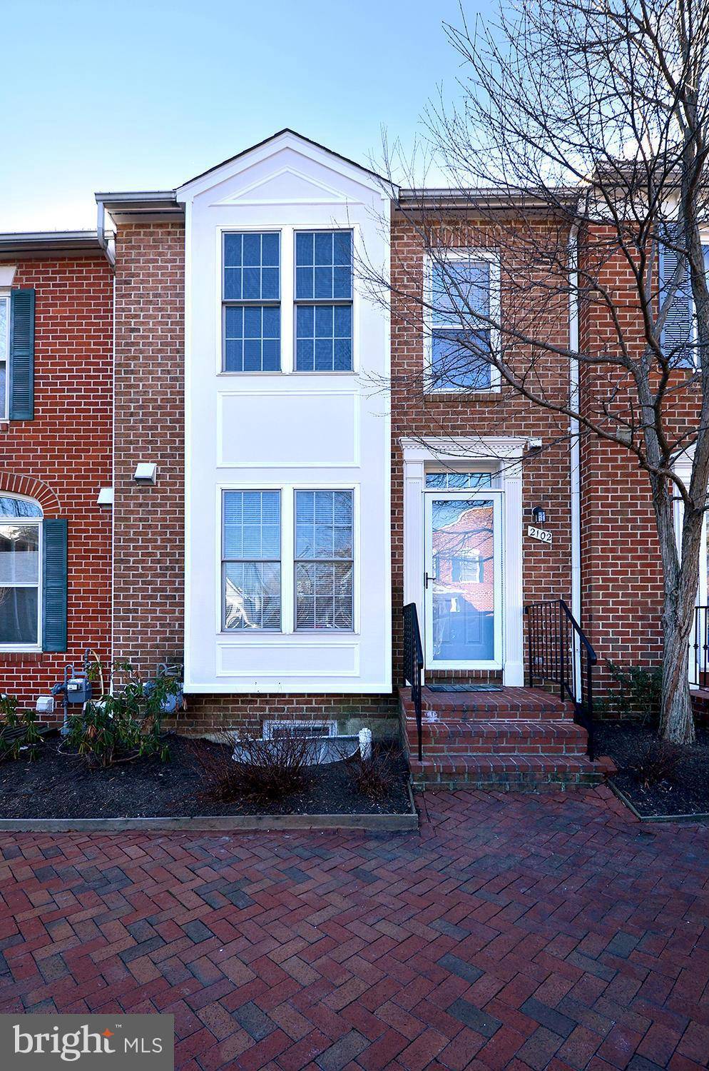 Arlington, VA 22207,2102 TAZEWELL CT