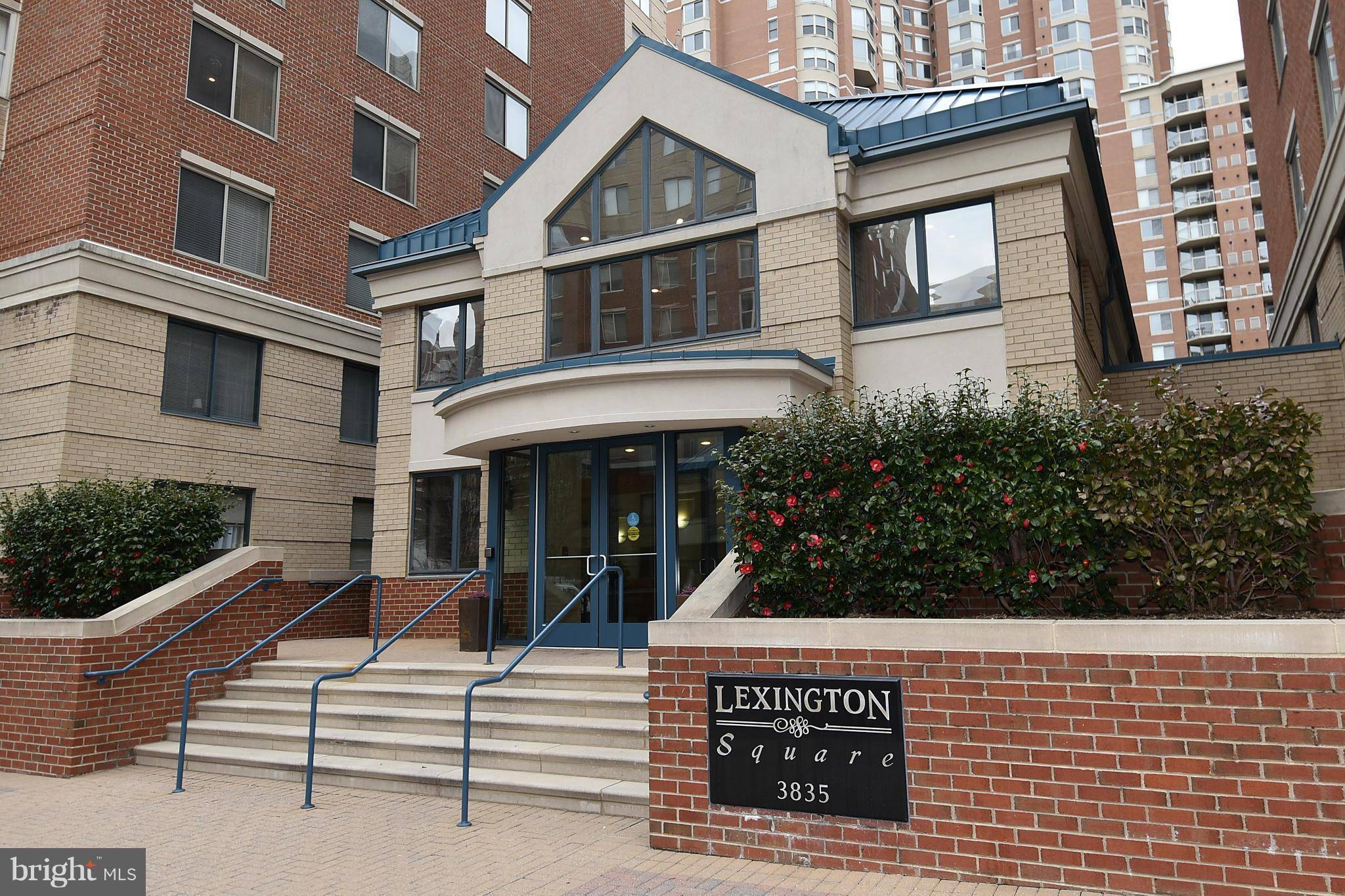 Arlington, VA 22203,3835 9TH ST N #705W