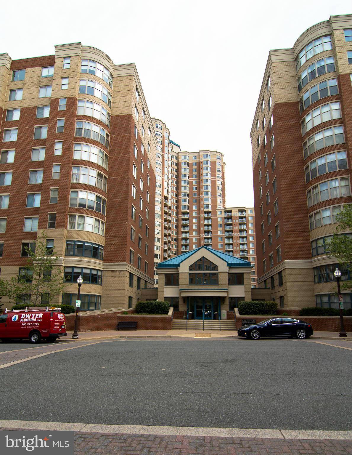 Arlington, VA 22203,3835 9TH ST N #PH3E