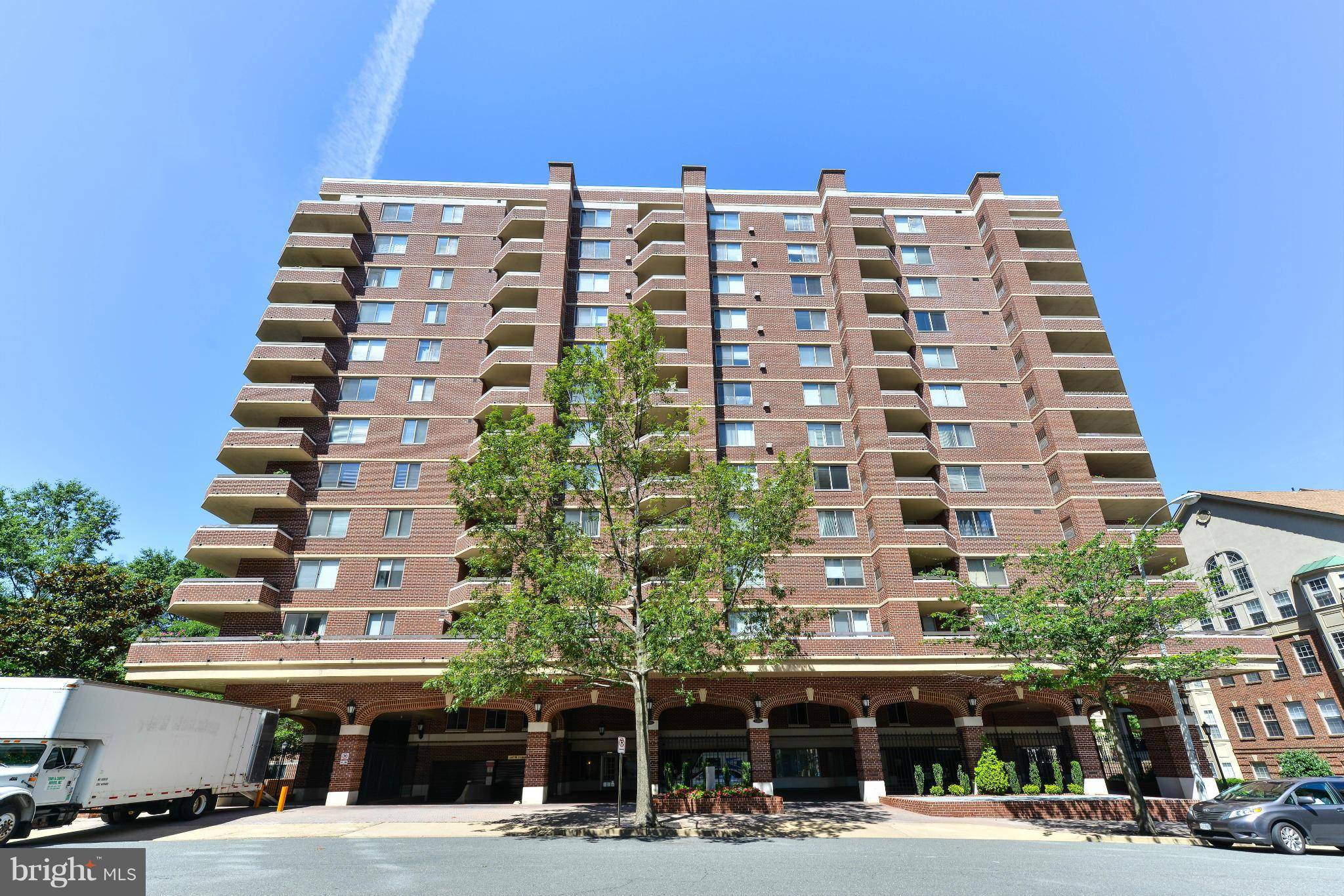 Arlington, VA 22201,1276 WAYNE ST #1111