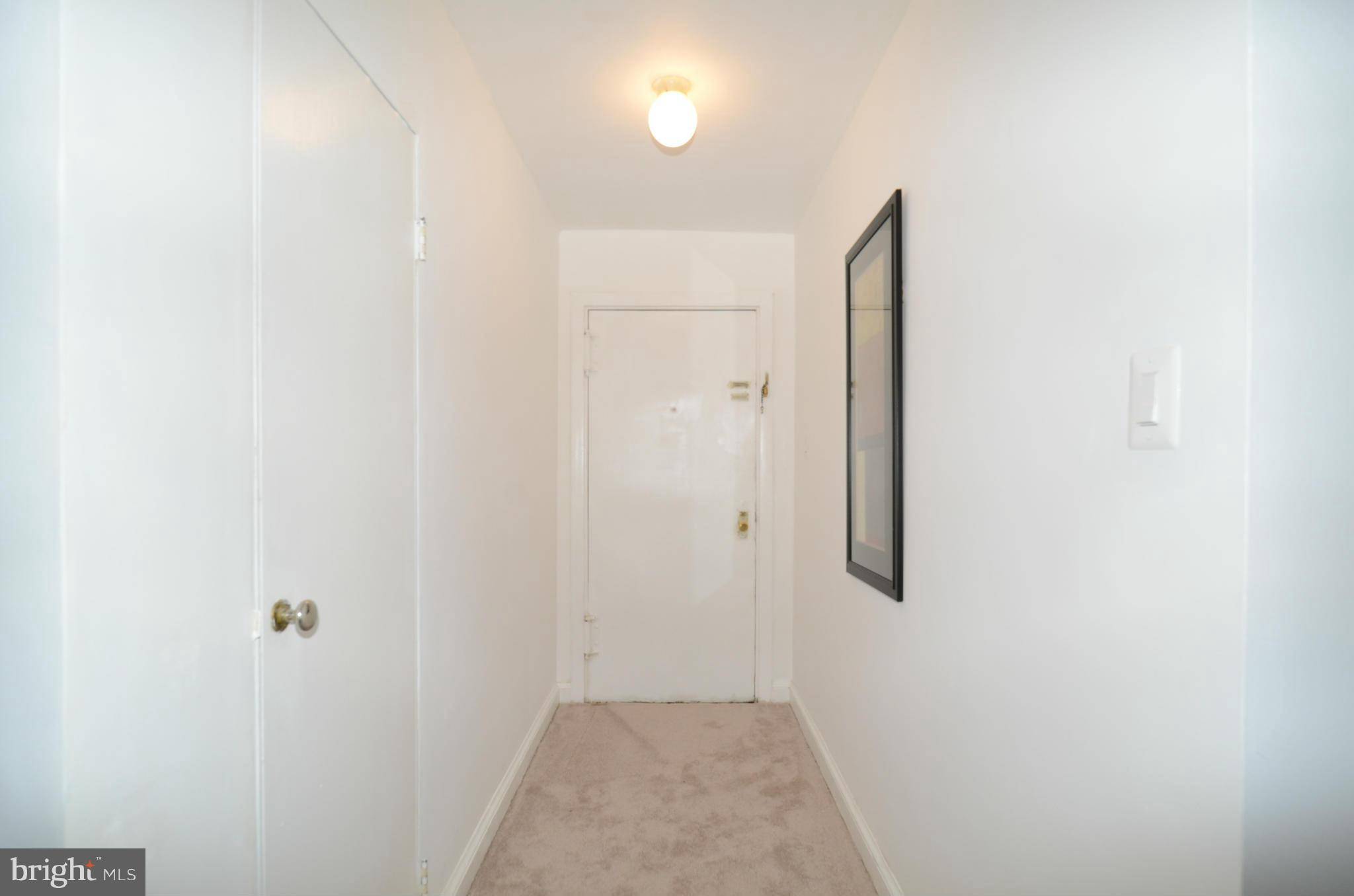 Arlington, VA 22204,5216 8TH RD S #4