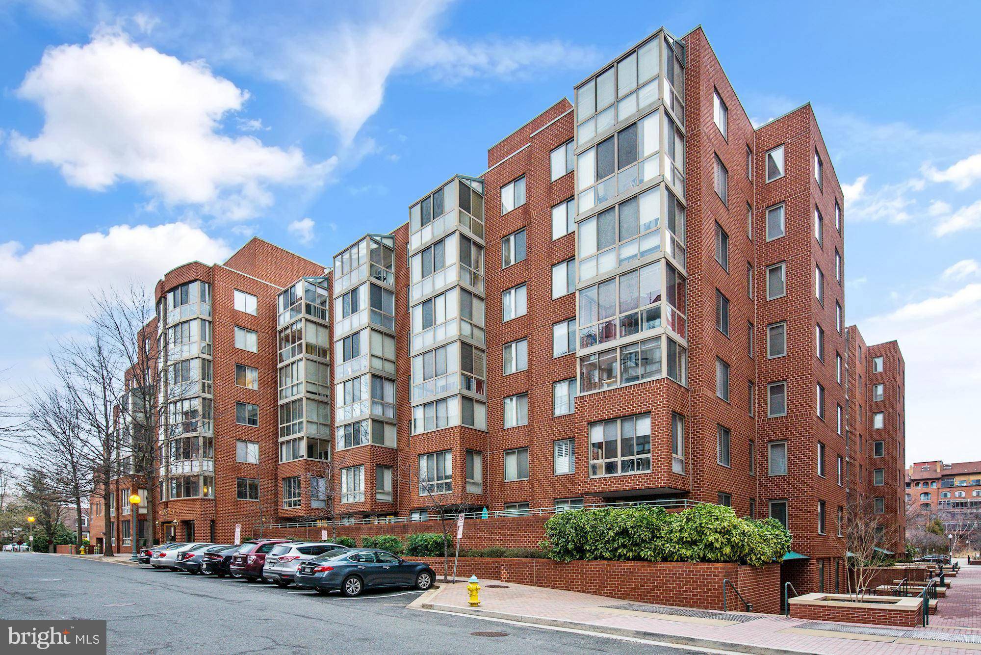 Arlington, VA 22201,1045 UTAH ST N #2-309