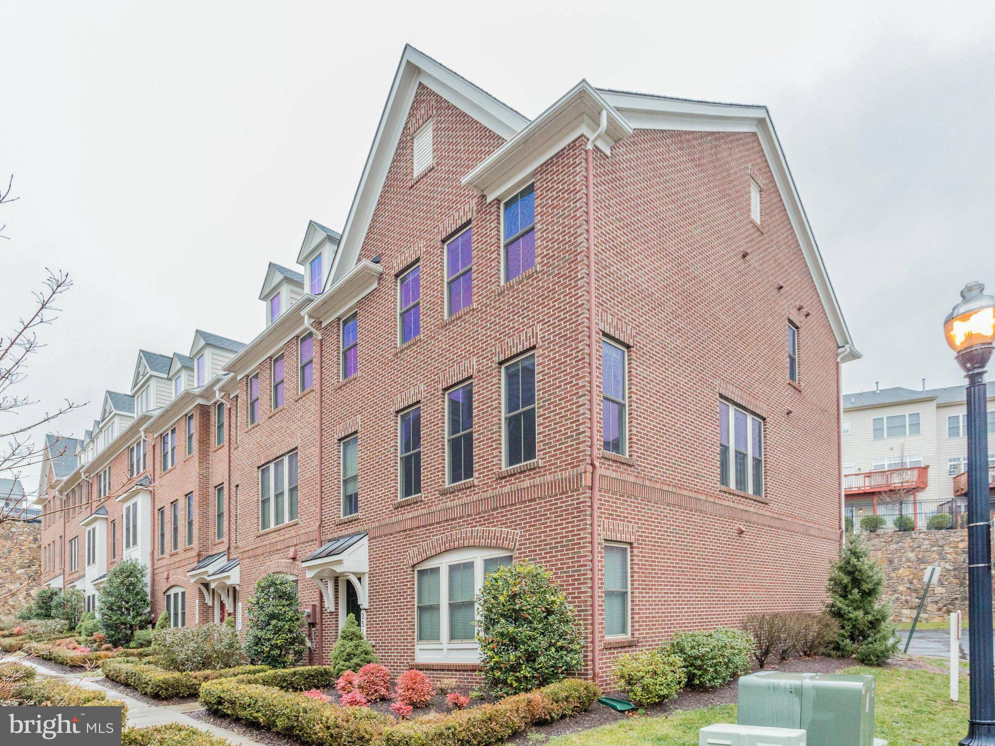 Arlington, VA 22206,2515 KENMORE CT