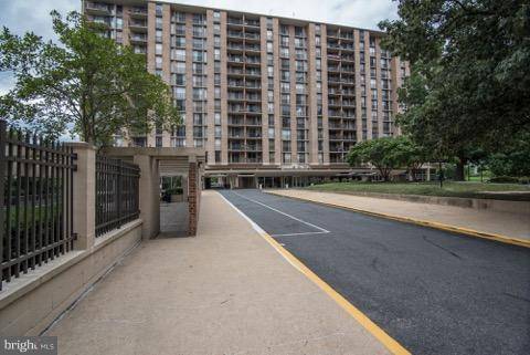 Arlington, VA 22204,4600-S FOUR MILE RUN DR #714