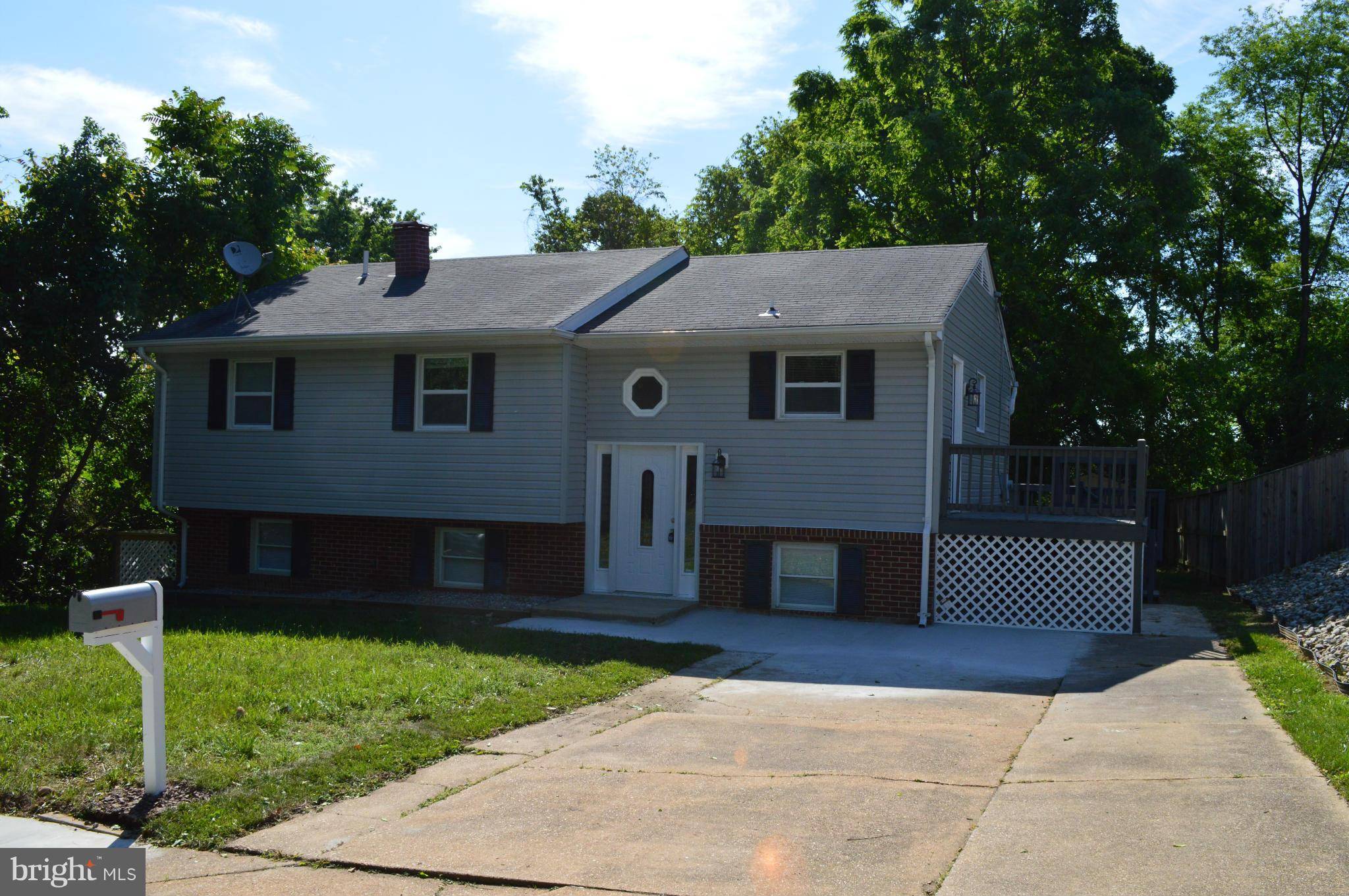 Linthicum Heights, MD 21090,5623 TORQUAY REACH