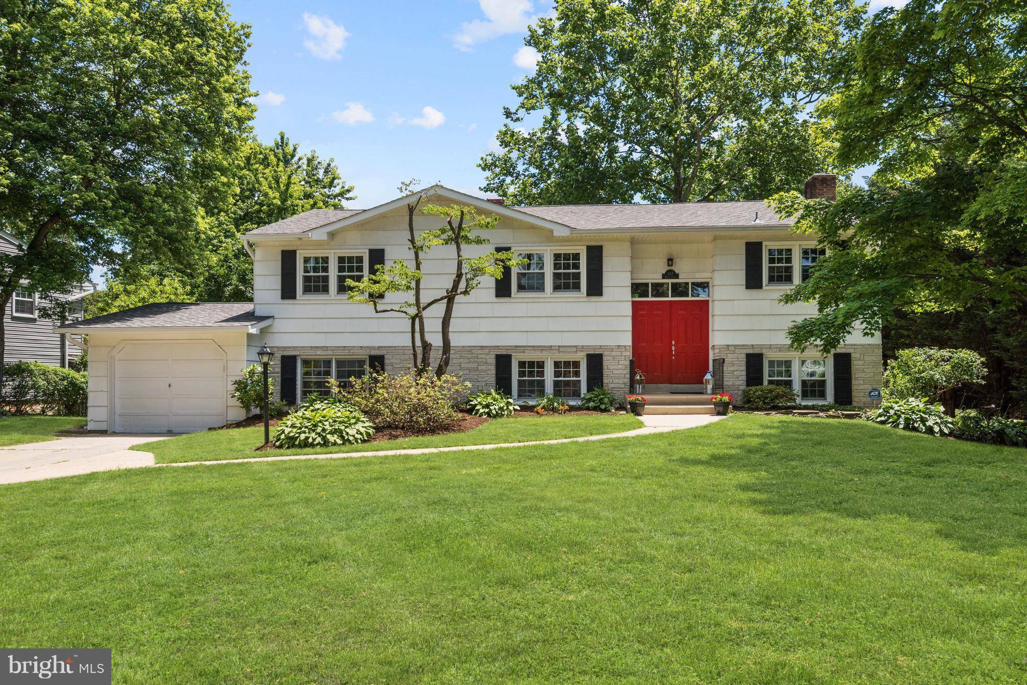 Severna Park, MD 21146,217 KATHY CT