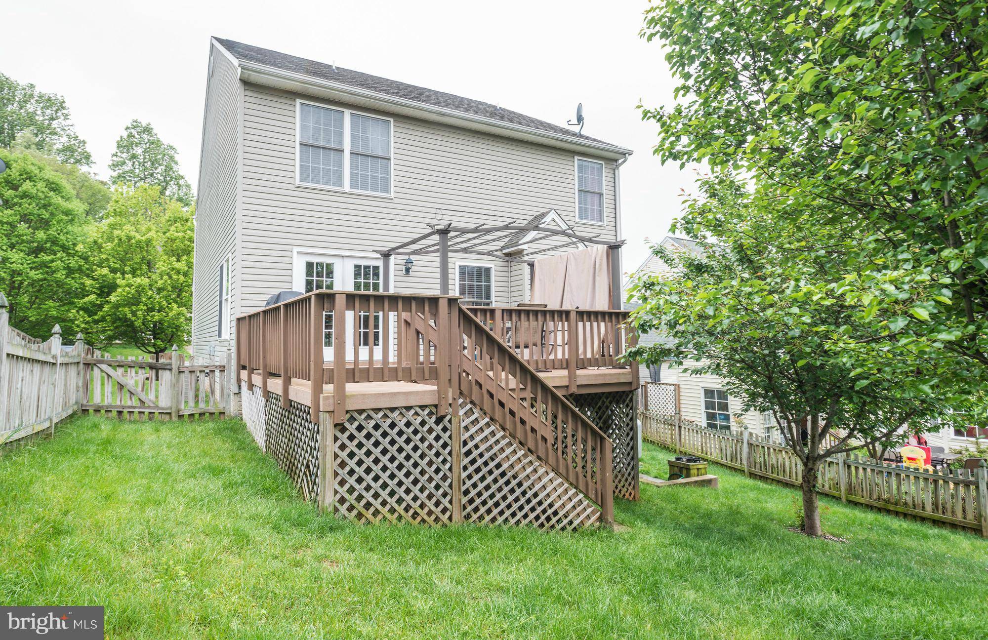 Warrenton, VA 20186,225 BREEZEWOOD DR