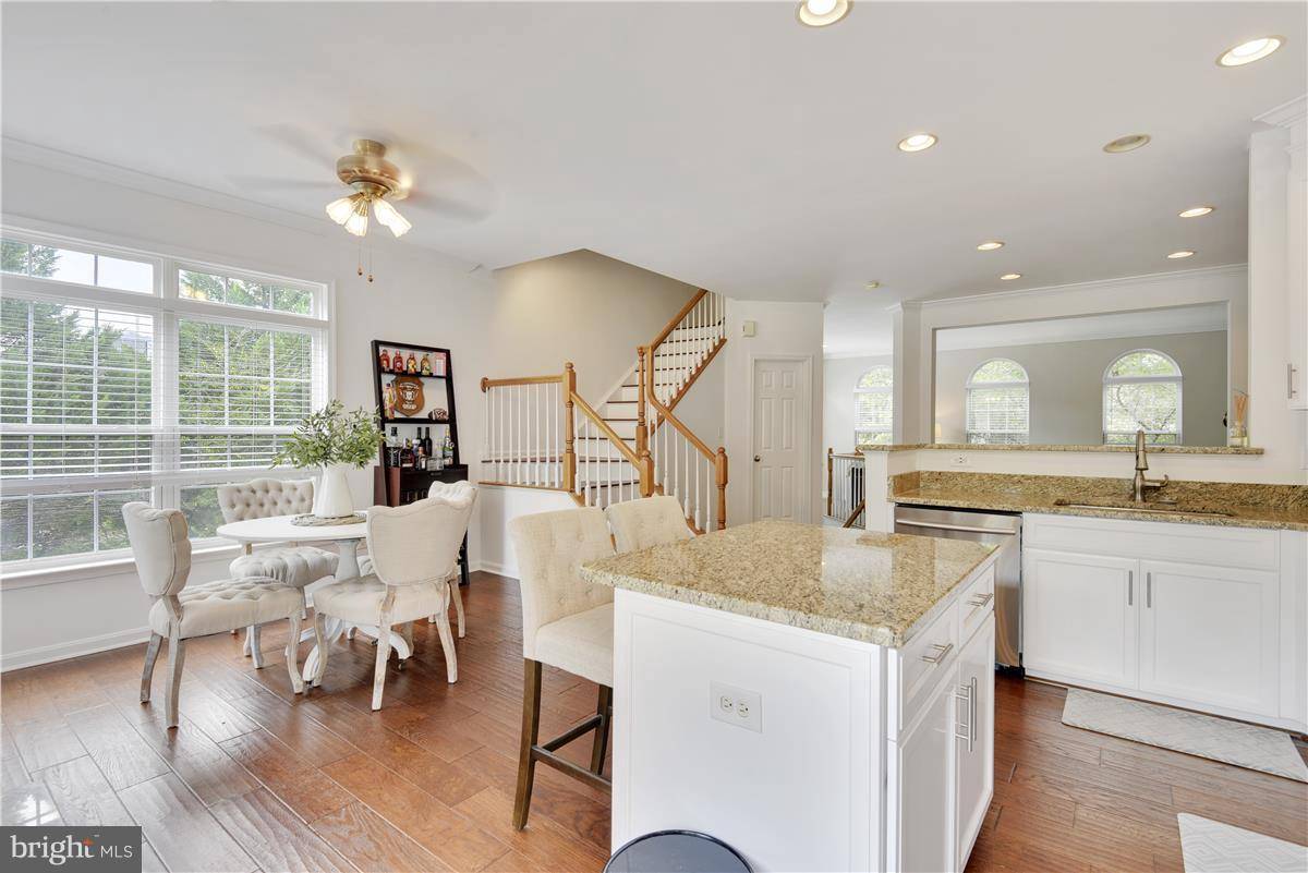 Alexandria, VA 22312,6500 POWATAN KNOLL CT