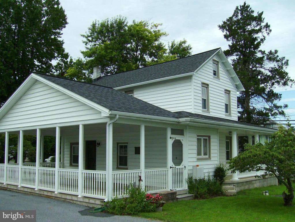 Leola, PA 17540,210 W MAIN ST