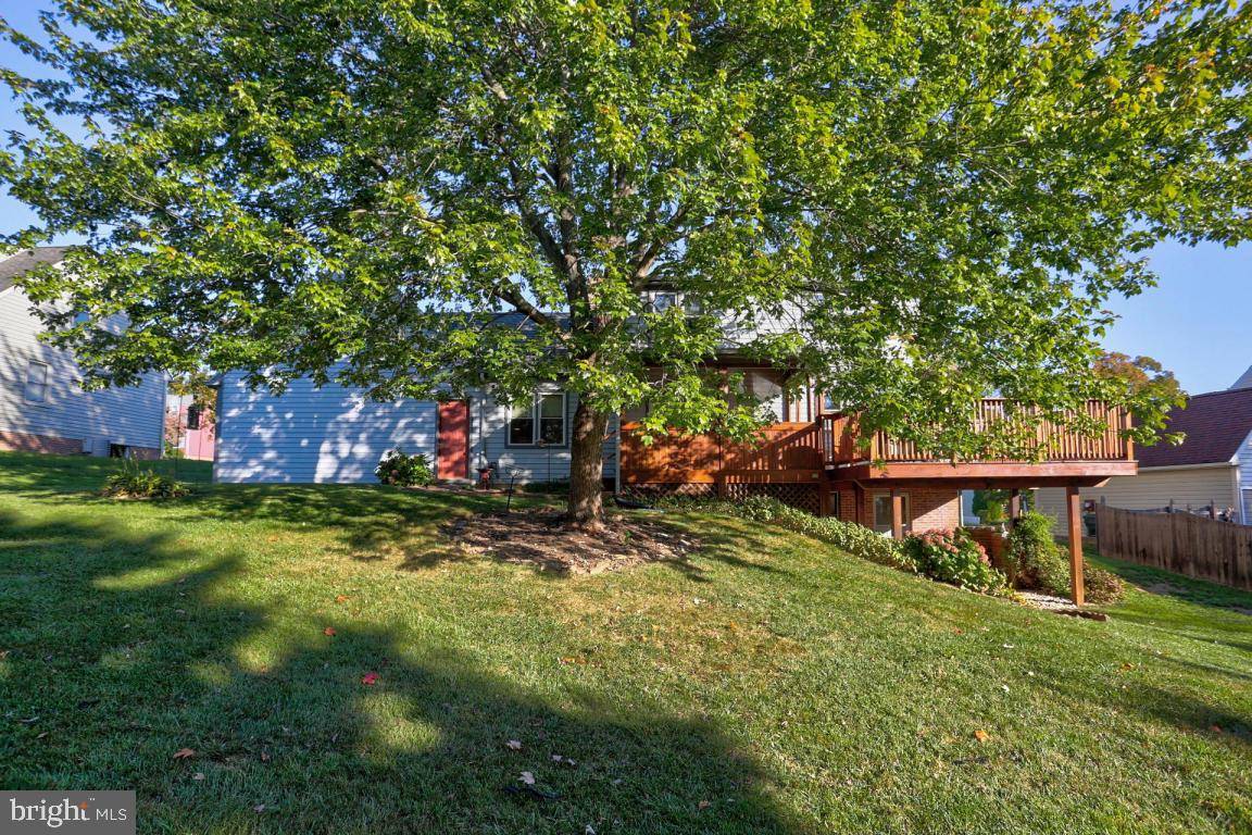 Lancaster, PA 17601,3188 GREENRIDGE DR