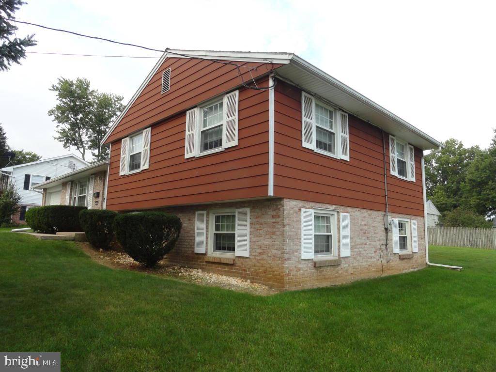 Strasburg, PA 17579,241 PLEASANT VIEW DR